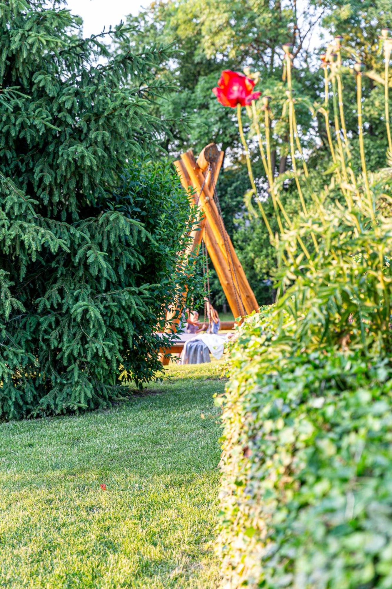 Wellnessparadies Mit Sauna Und Whirlpool Krakow am See Exteriér fotografie